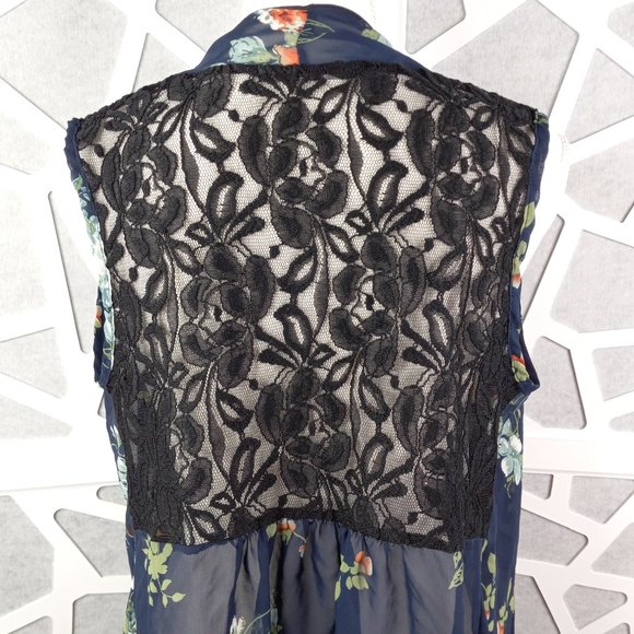 Color Swatch Medium Sheer Floral And Black Lace Vest - Picture 6 of 11